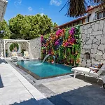 Lulu Inn Cesme Otel Çeşme