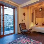 Otel Lulu Inn Cesme